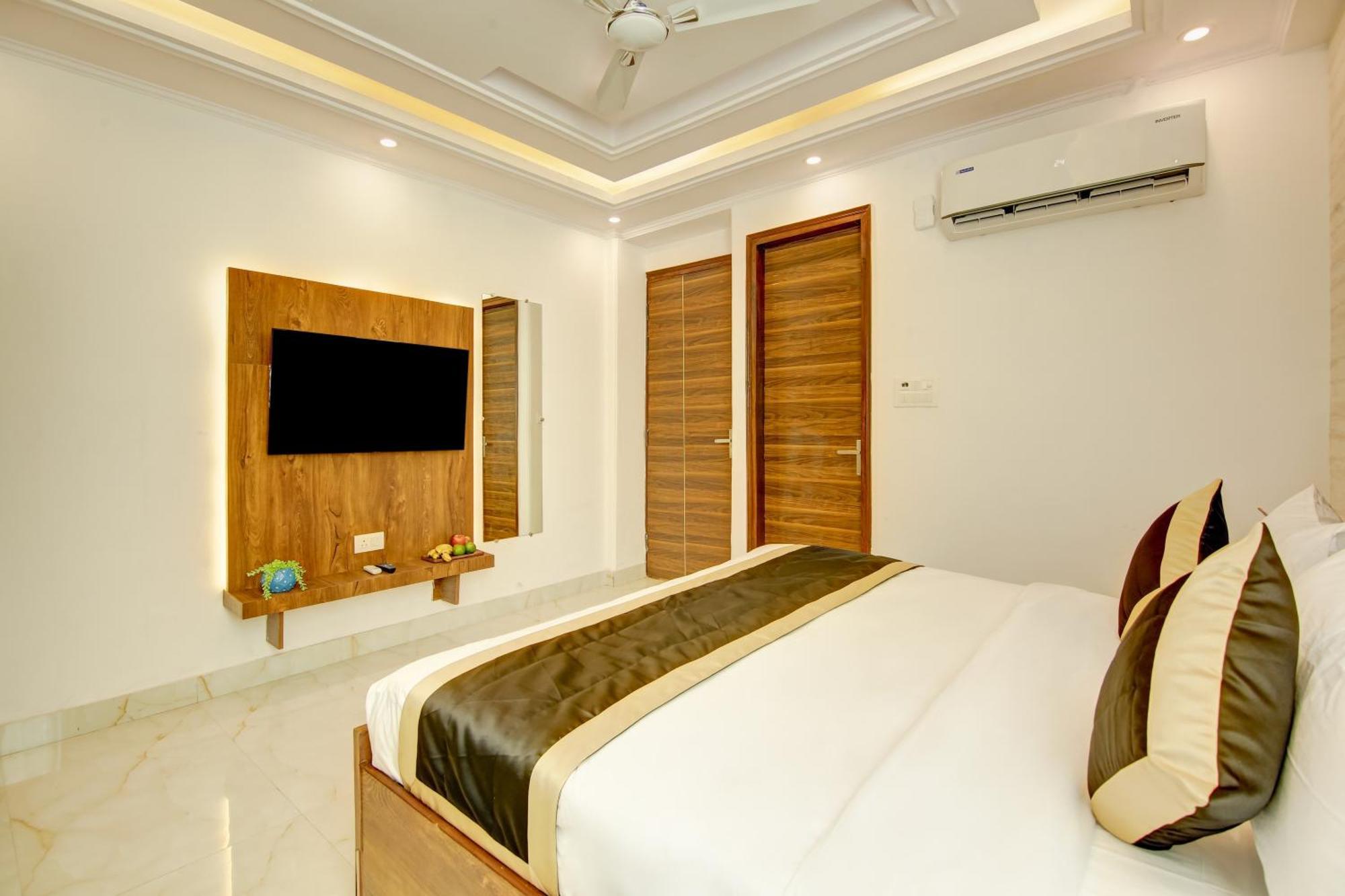 Hotel The Emporio Grand Near Vaishali Metro Station Ghaziabad Exterior foto