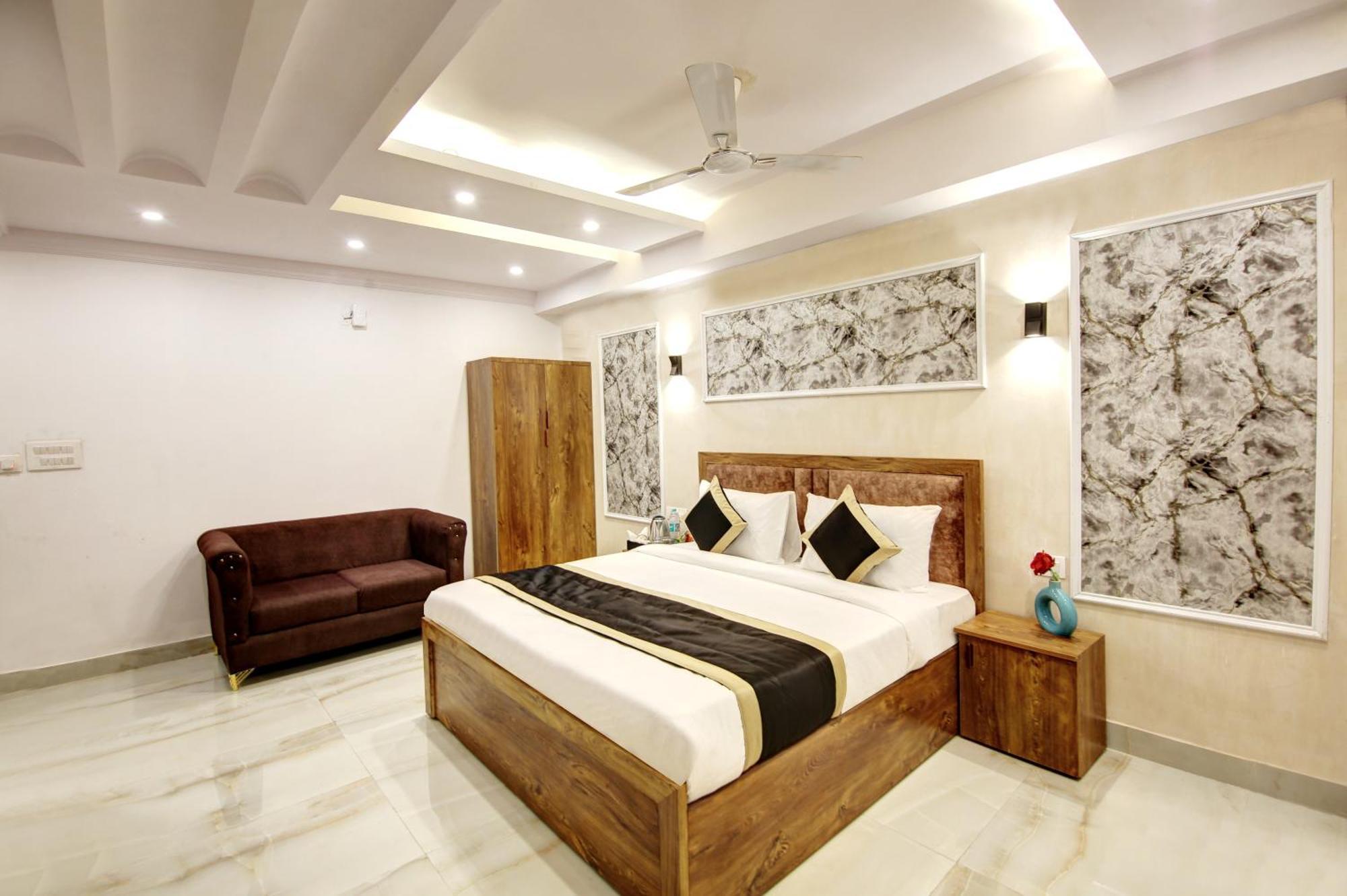 Hotel The Emporio Grand Near Vaishali Metro Station Ghaziabad Exterior foto