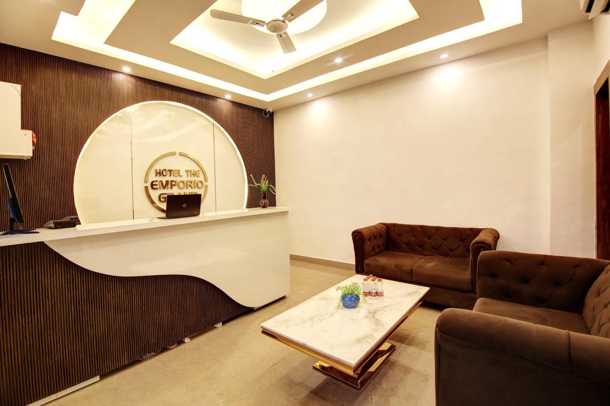 Hotel The Emporio Grand Near Vaishali Metro Station Ghaziabad Exterior foto
